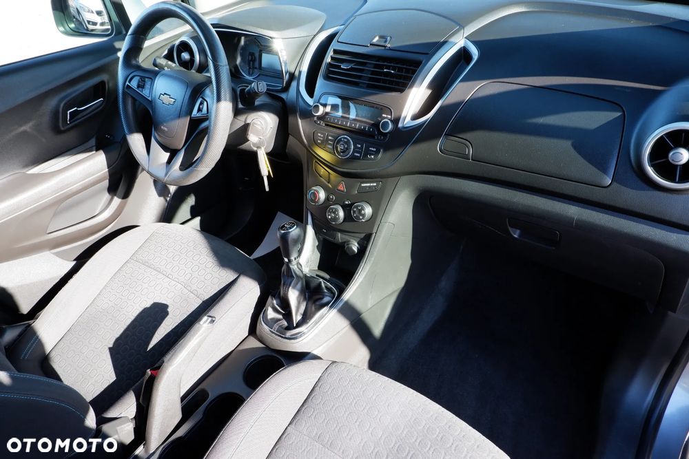 Chevrolet Trax 1.6 LS - 4