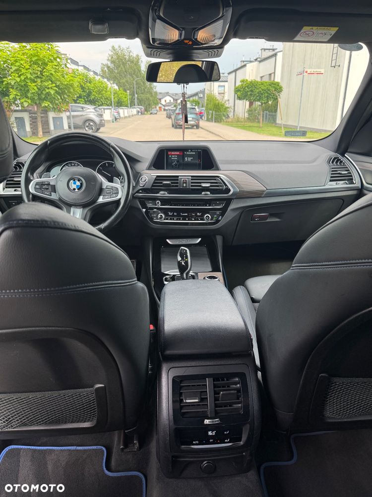 BMW X3 xDrive20d - 13