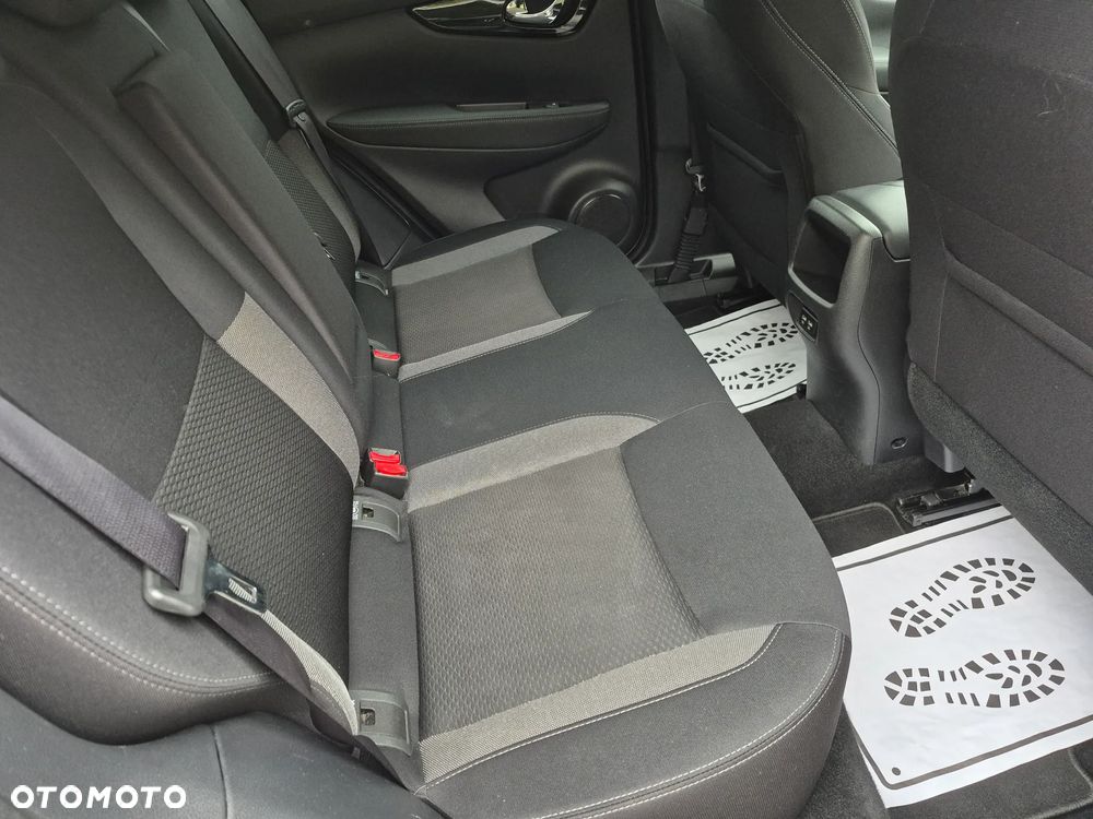 Nissan Qashqai 1.3 DIG-T ZAMA - 15