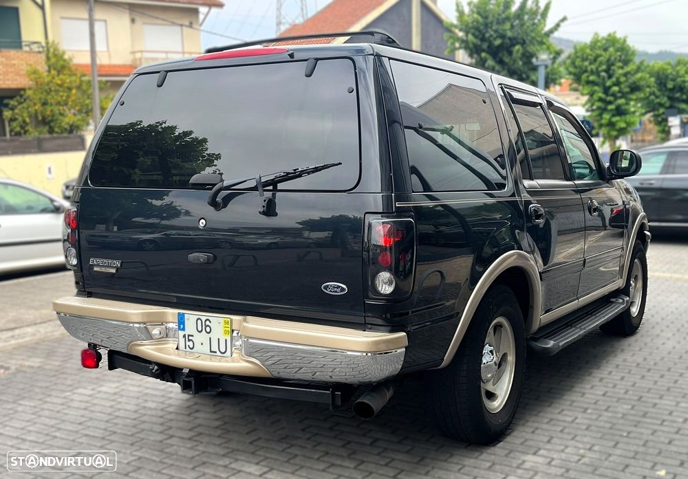 Ford Expedition - 21