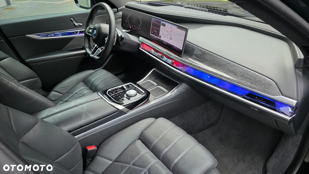 BMW Seria 7 750e PHEV xDrive sport - 22