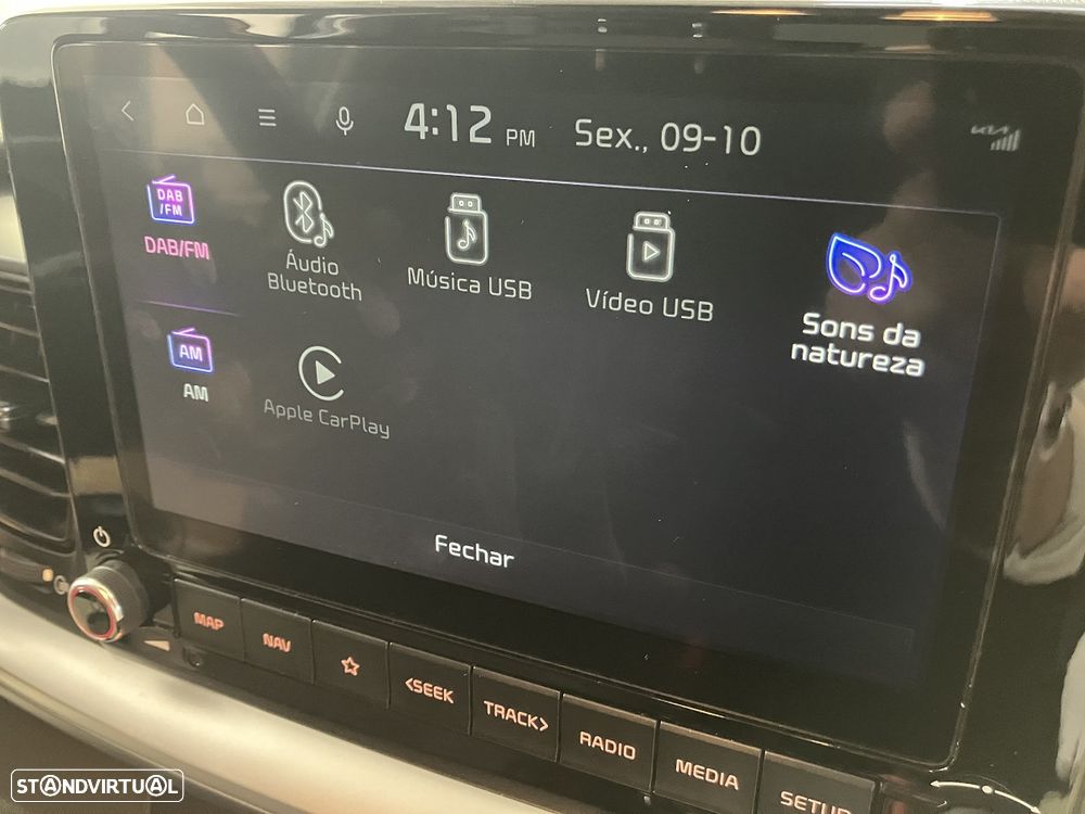 Kia Stonic - 38