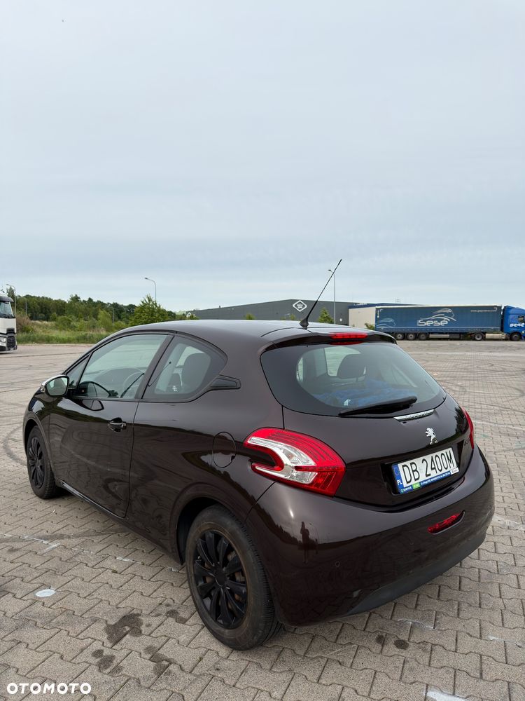 Peugeot 208 1.2 PureTech Active - 4