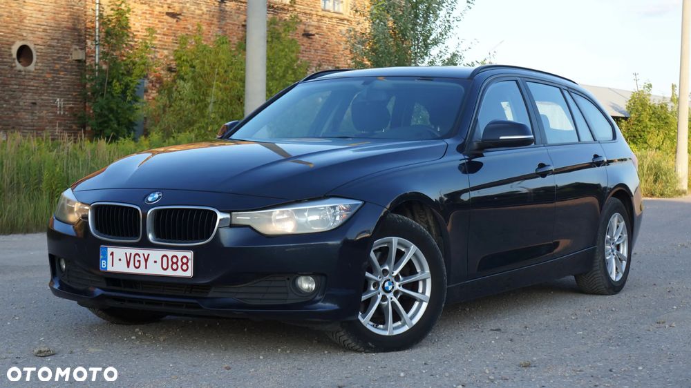 BMW Seria 3 318d Blue Performance Luxury Line - 2