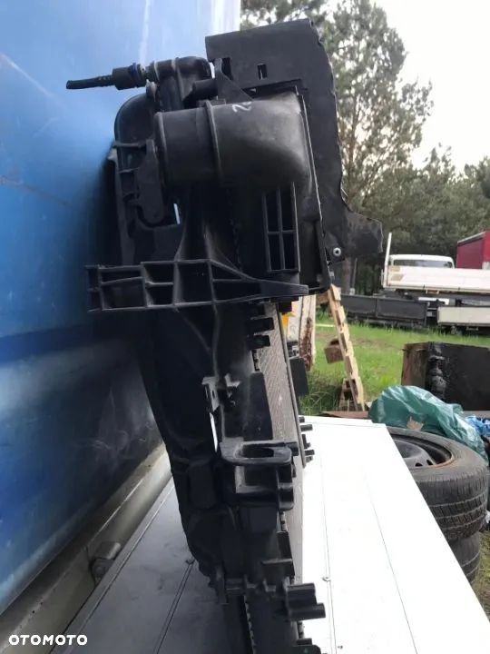 CHłodnica IVECO DAILY Most Zawieszenie Rama  Koła Opona silnik resor kiper wywrot - 8