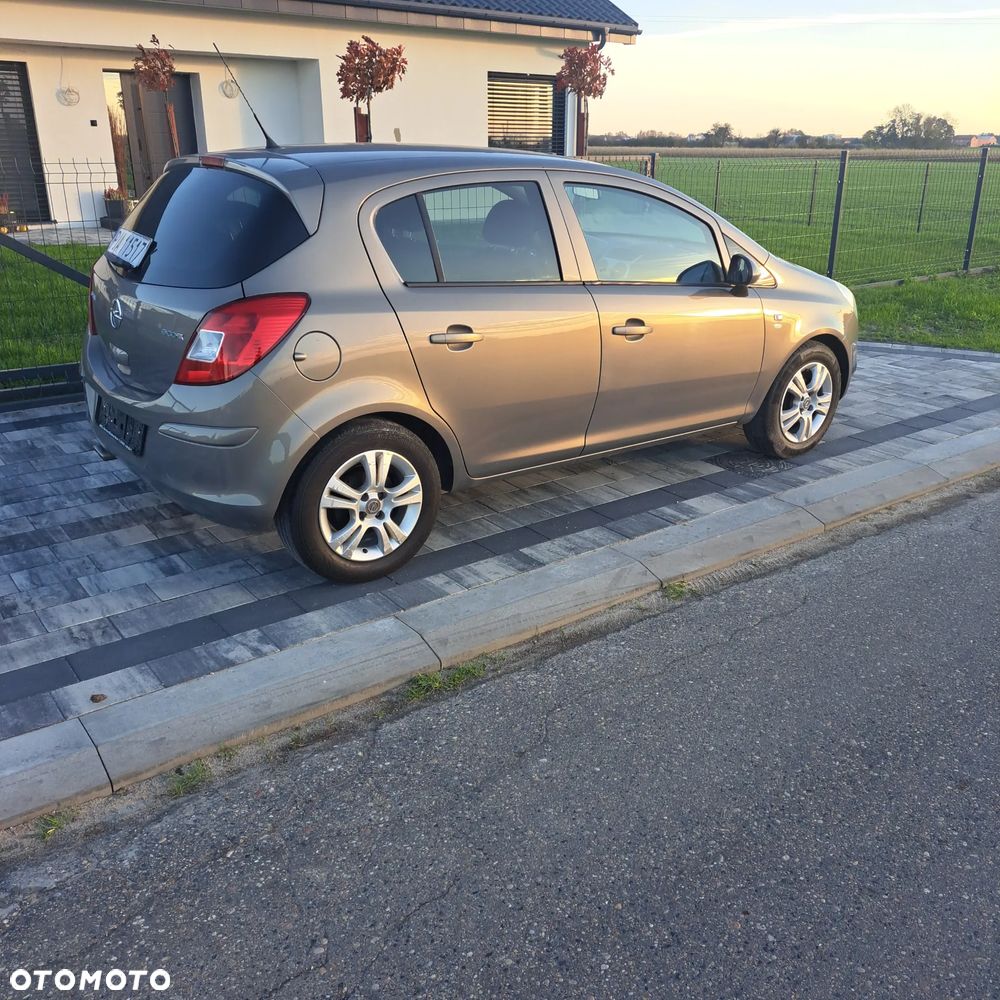 Opel Corsa 1.2 16V EcoFLEX Satellite - 2