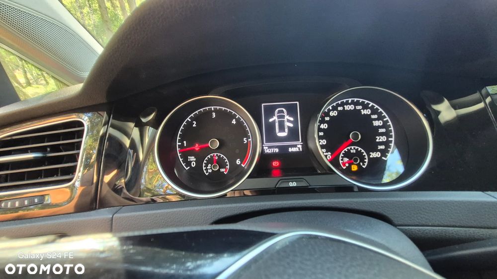 Volkswagen Golf 1.6 TDI BMT Comfortline - 22