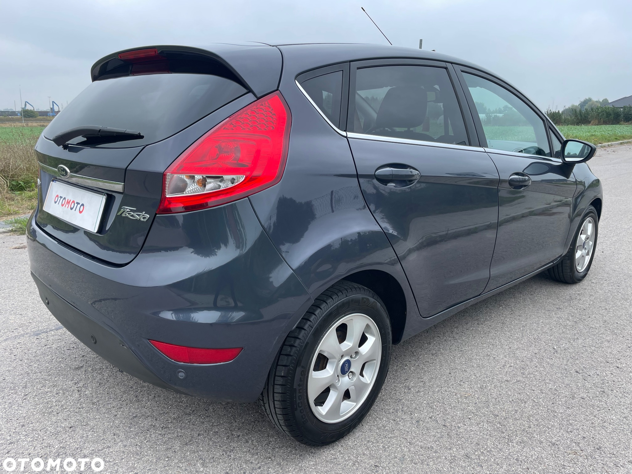 Ford Fiesta 1.6 TDCi DPF Titanium - 27