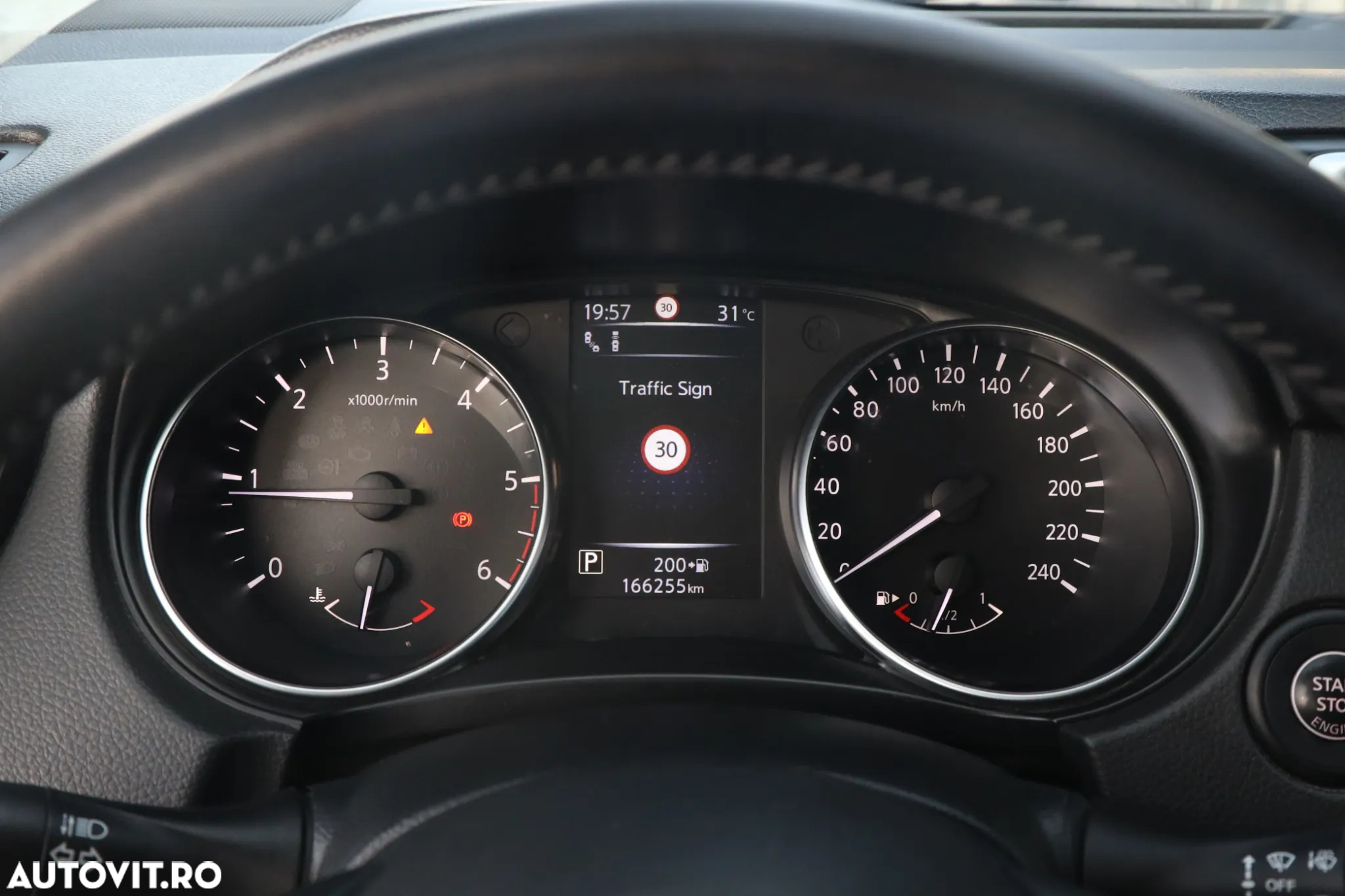 Nissan Qashqai 1.6 DCI Start/Stop X-TRONIC Tekna - 22