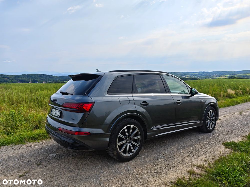 Audi Q7 - 4