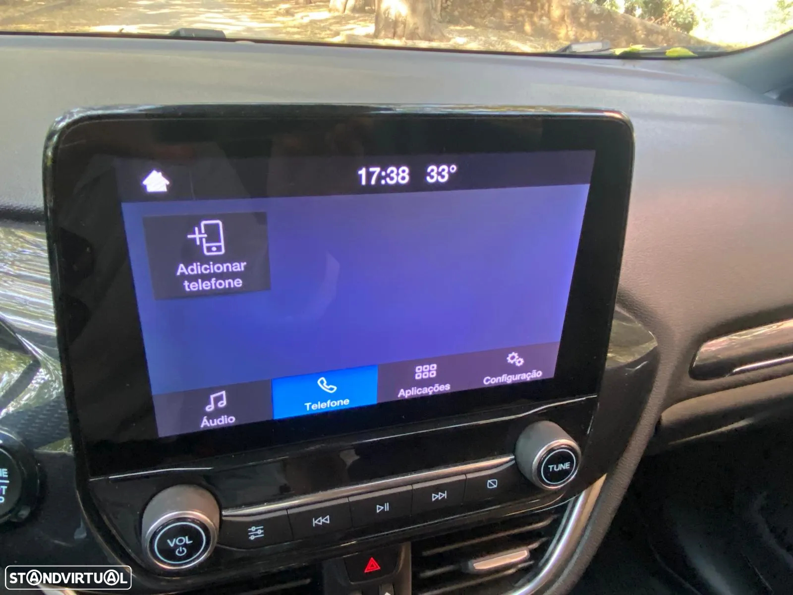Ford Fiesta 1.0 EcoBoost ST-Line - 32