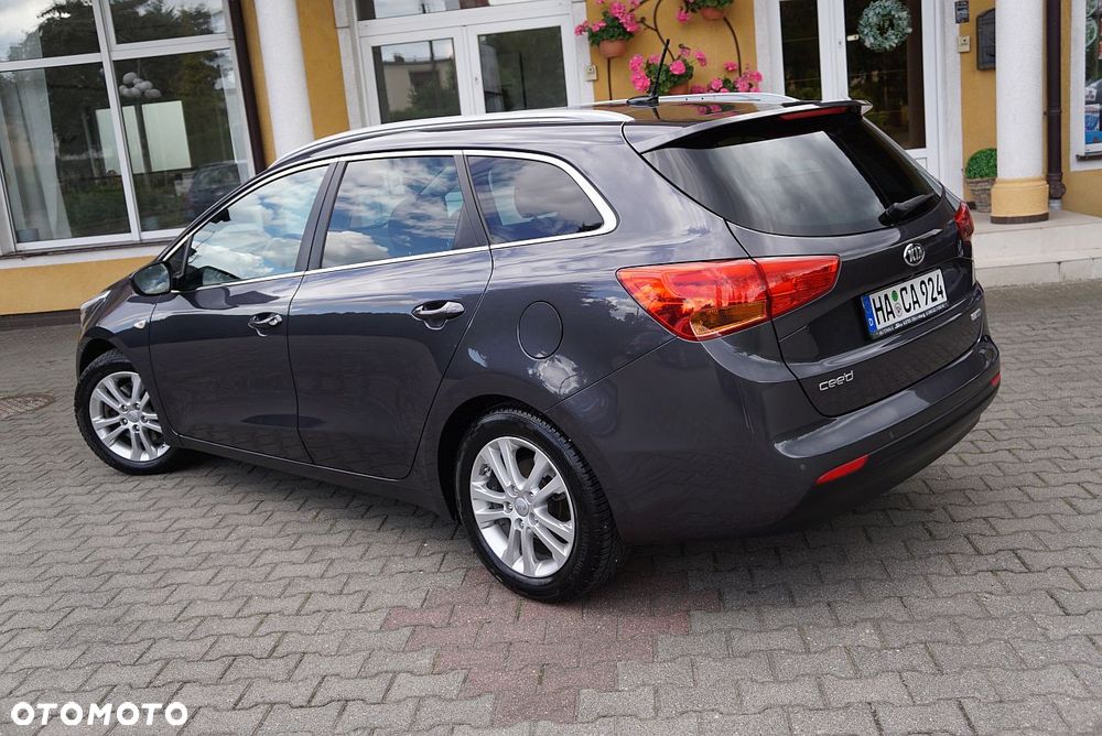 Kia Ceed 1.4 CVVT Dream Team Edition - 5