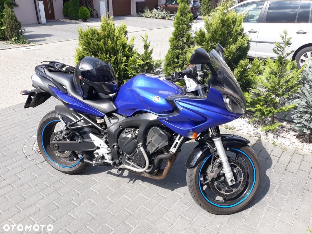 Yamaha FZ6 - 1