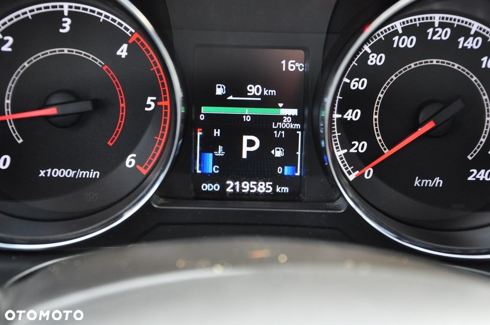 Mitsubishi ASX 2.2 DI-D 4WD Automatik Invite - 38