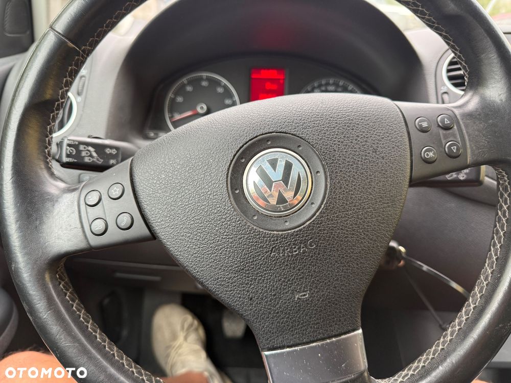 Volkswagen Golf Plus - 9