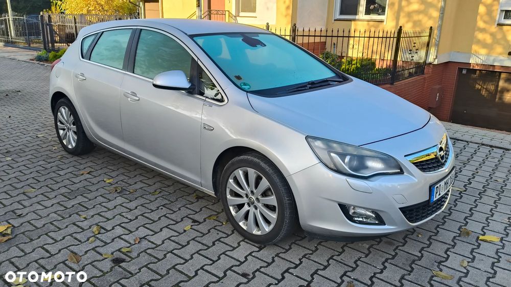 Opel Astra 1.4 Turbo Cosmo - 3