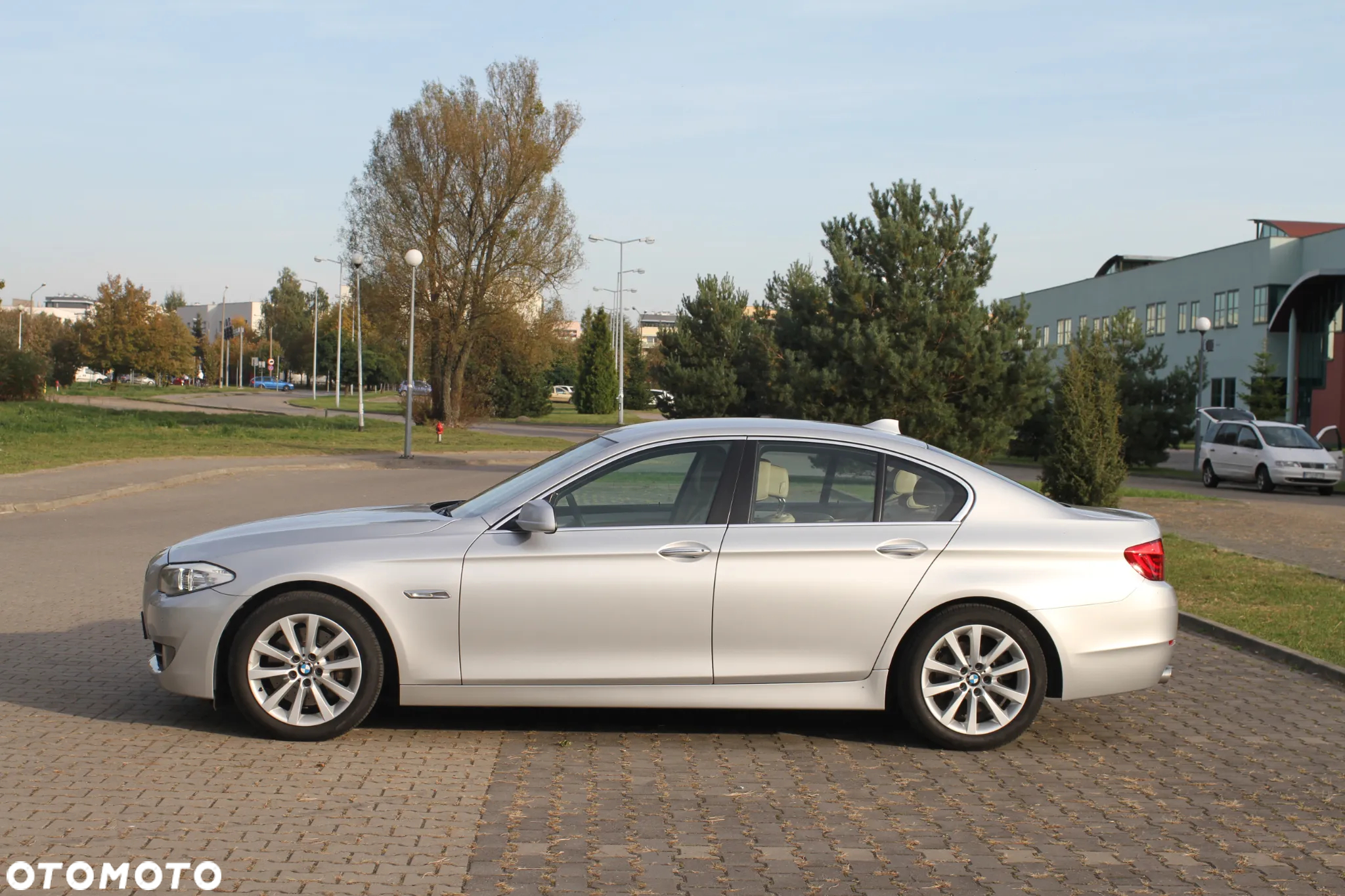 BMW Seria 5 525d xDrive Luxury Line - 8