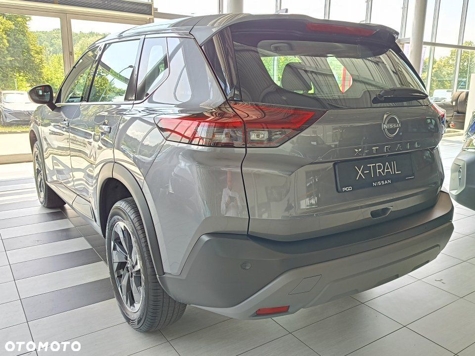 Nissan X-Trail - 4