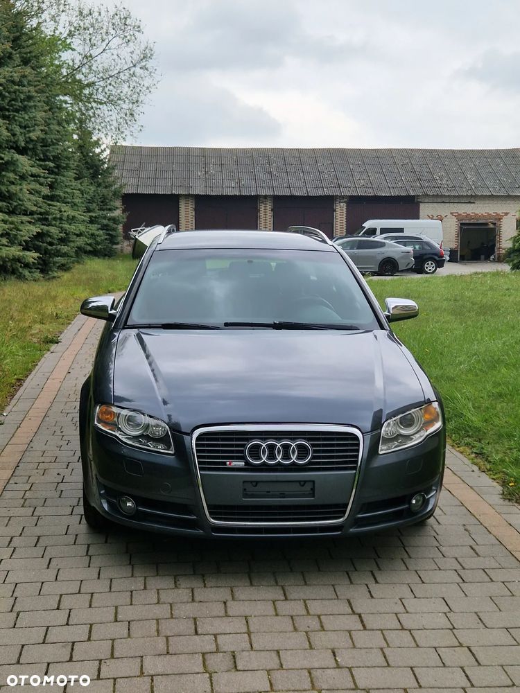 Audi A4 Avant 2.0 T FSI quattro - 4
