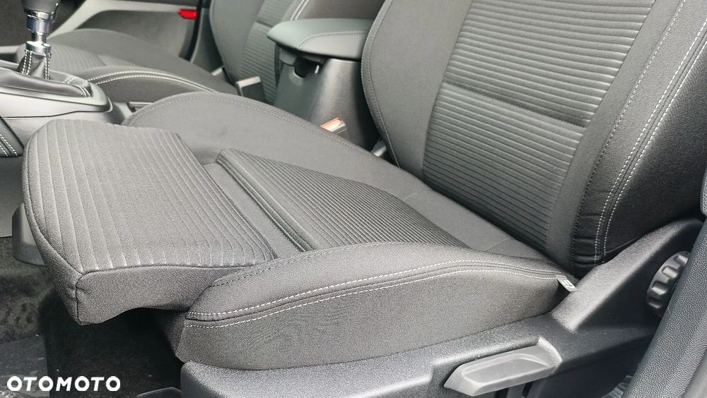 Ford Focus 1.0 EcoBoost mHEV Active X - 11