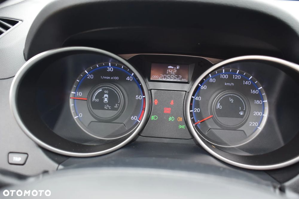 Hyundai ix35 1.7 CRDi Premium 2WD - 19