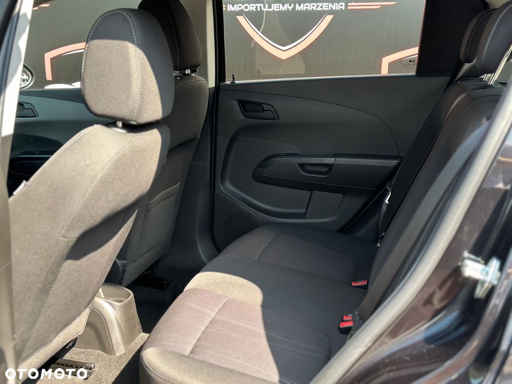 Chevrolet Aveo - 33