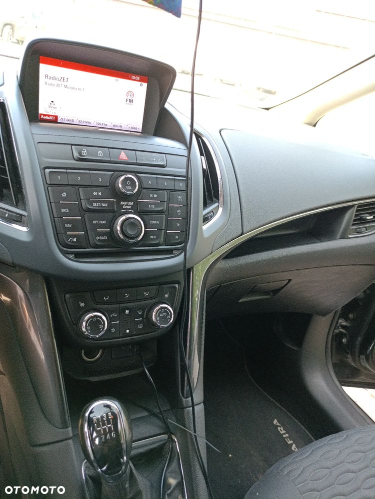 Opel Zafira - 9