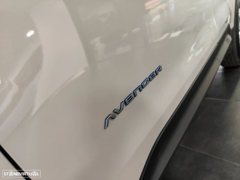 Jeep Avenger 54 kWh Altitude - 29