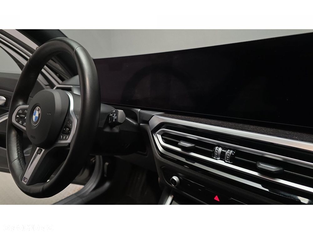 BMW Seria 3 - 34