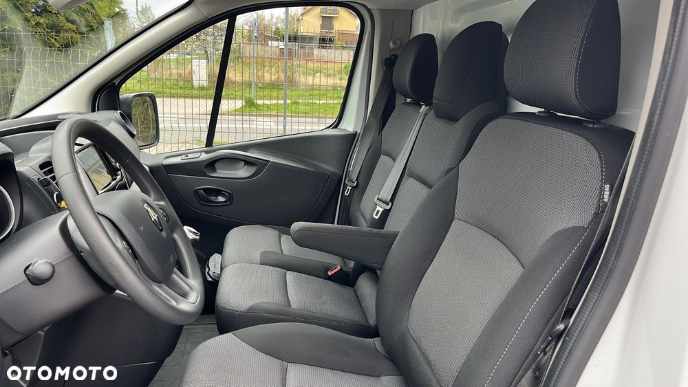 Renault Trafic - 13