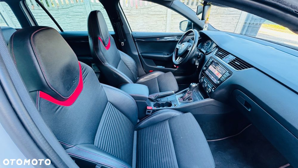 Skoda Octavia 2.0 TDI (Green tec) DSG RS - 30