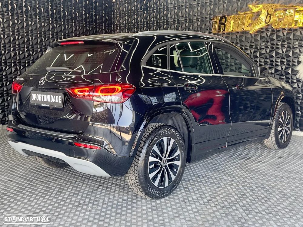 Mercedes-Benz GLA 250 e 8G-DCT - 20