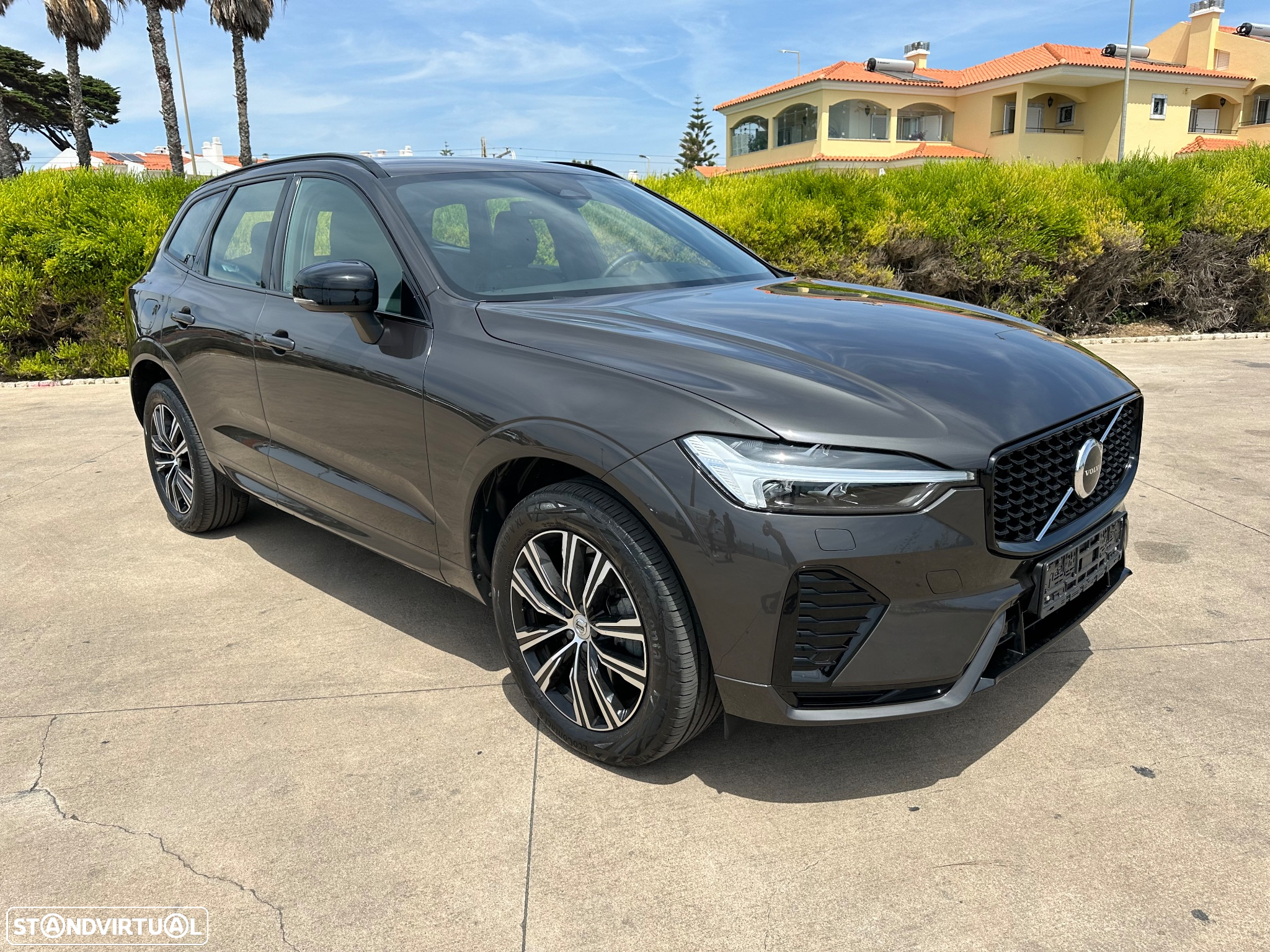 Volvo XC 60 2.0 B4 R-Design Geartronic - 29