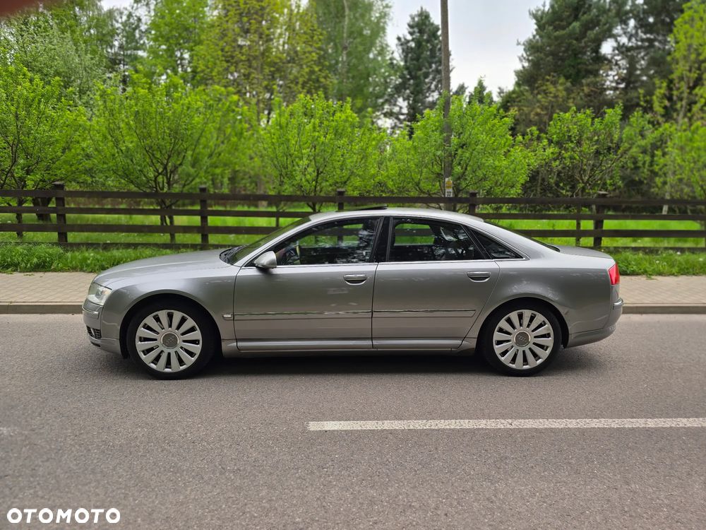 Audi A8 4.2 Quattro - 19