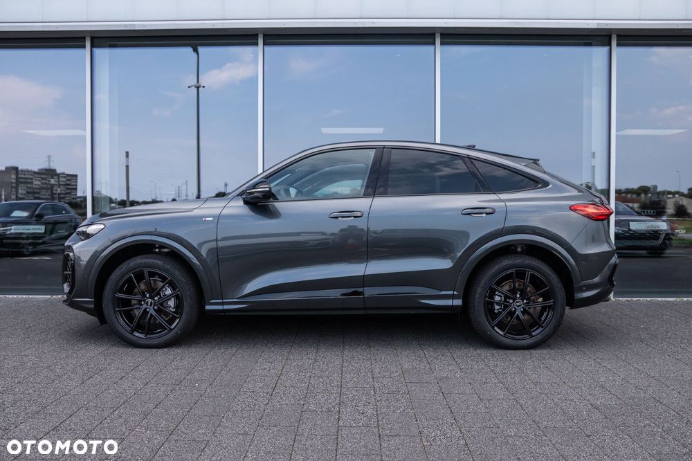 Audi Q5 Sportback - 6