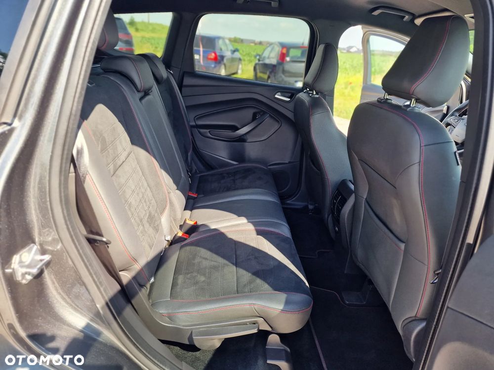 Ford Kuga 1.5 EcoBlue ST-LINE - 27