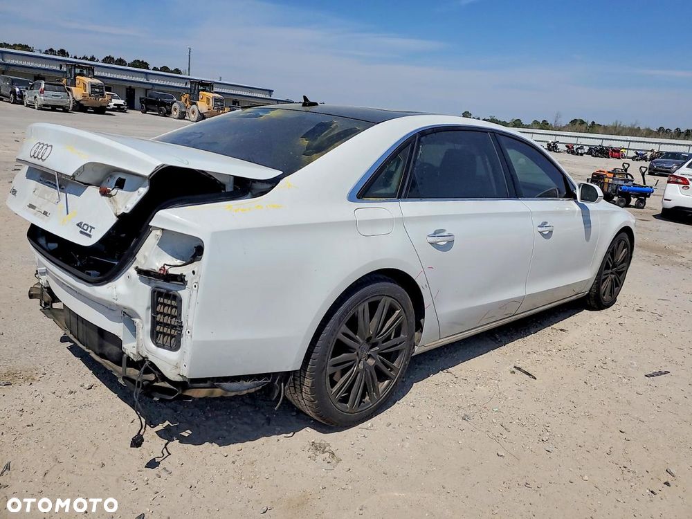 Audi A8 4.0 TFSI L Quattro - 4