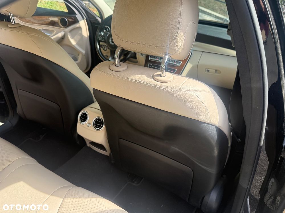 Mercedes-Benz Klasa C 200 4-Matic 9G-TRONIC - 8