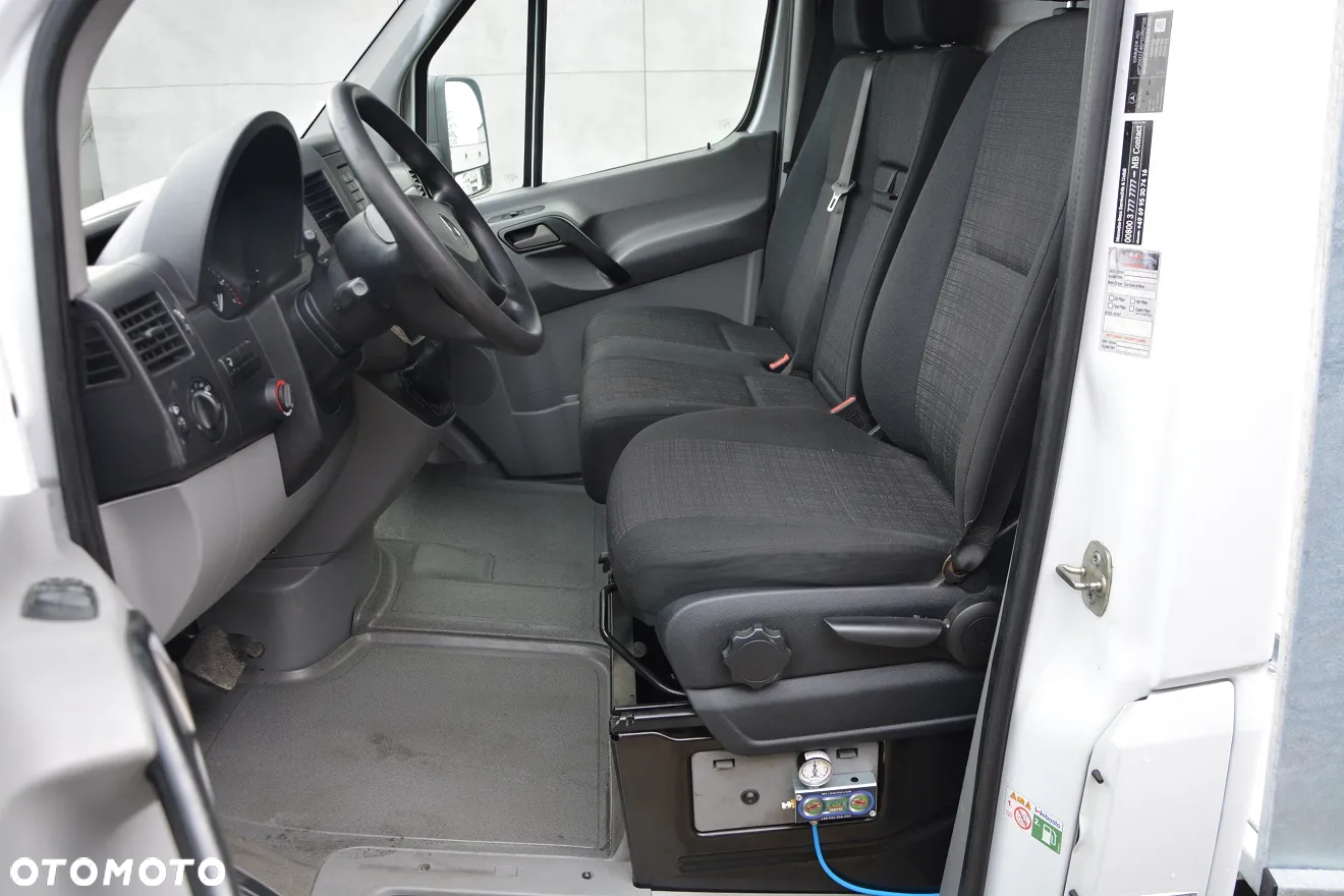 Mercedes-Benz Sprinter - 3