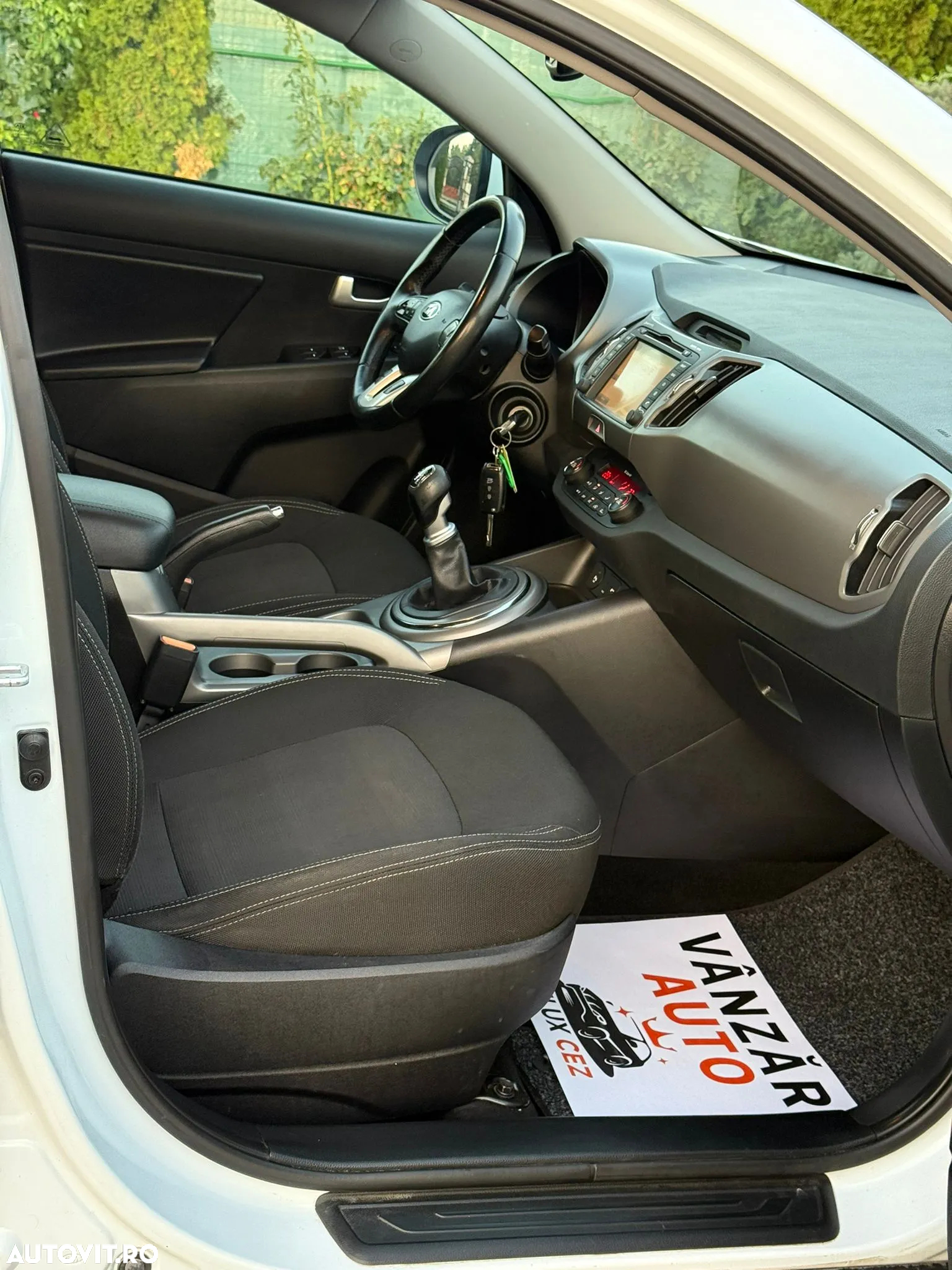 Kia Sportage 1.7 DSL MT 4x2 STYLE - 10