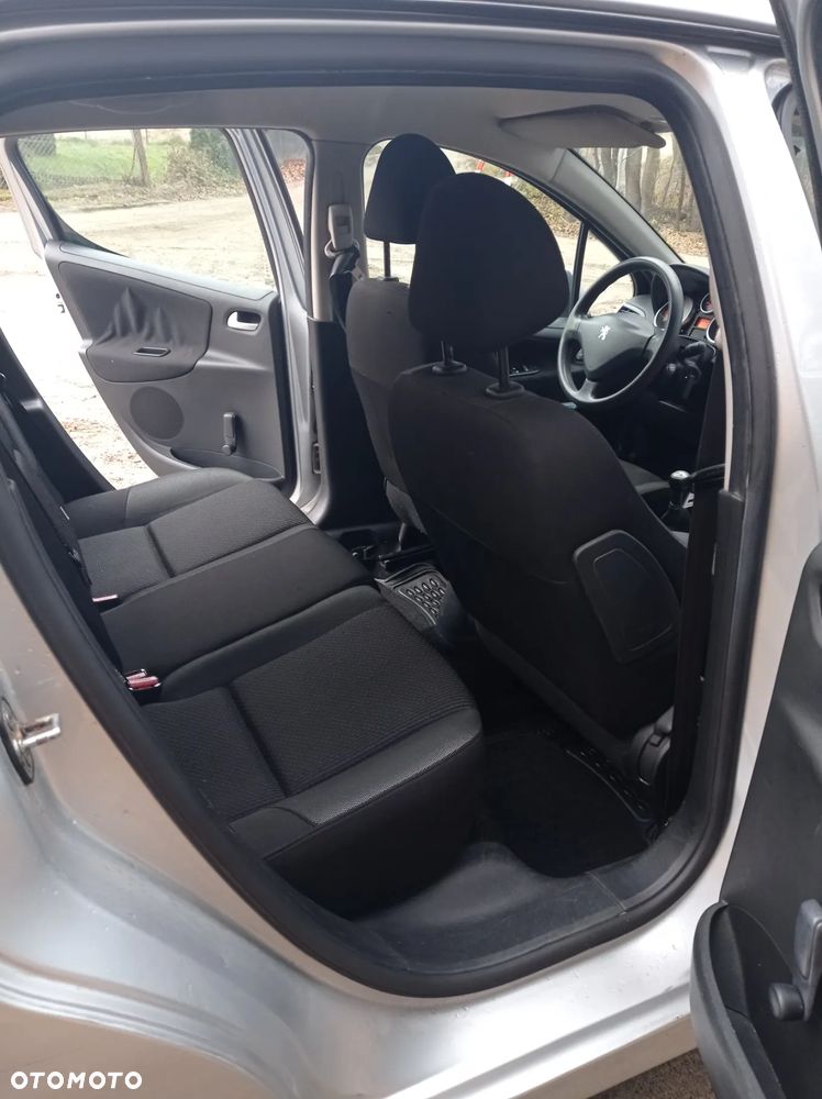 Peugeot 207 1.4 Trendy - 6
