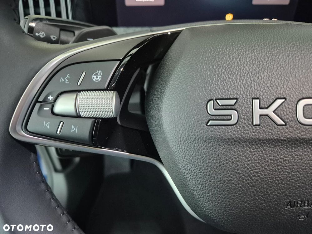 Skoda Superb 2.0 TSI Selection DSG - 22