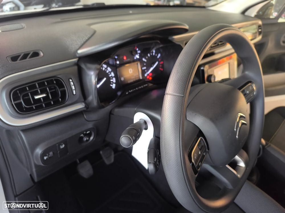 Citroën C3 1.2 PureTech Feel - 23