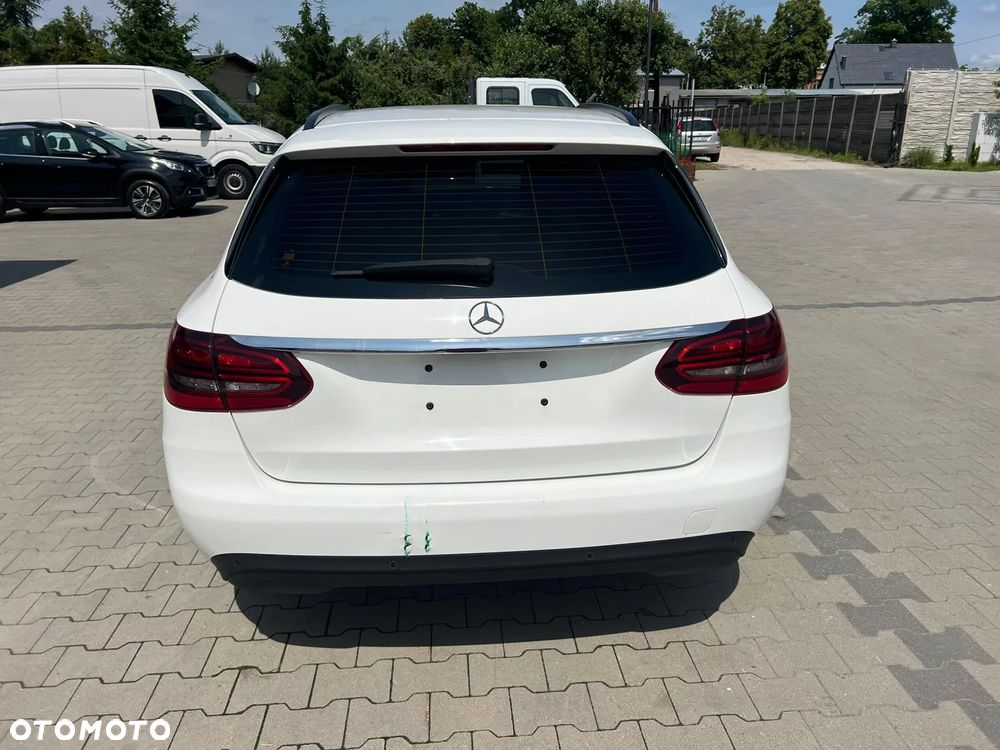 Mercedes-Benz Klasa C 200 d T 9G-TRONIC Exclusive - 4