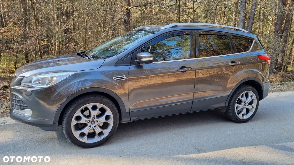 Ford Kuga 2.0 TDCi 4x4 Titanium - 16