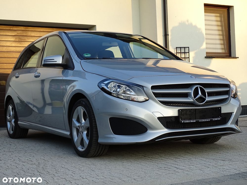 Mercedes-Benz Klasa B 180 Edition - 1