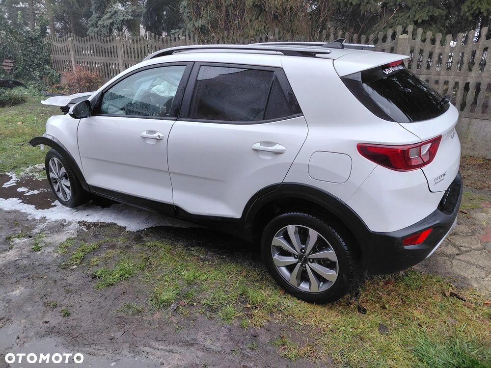 Kia Stonic - 3