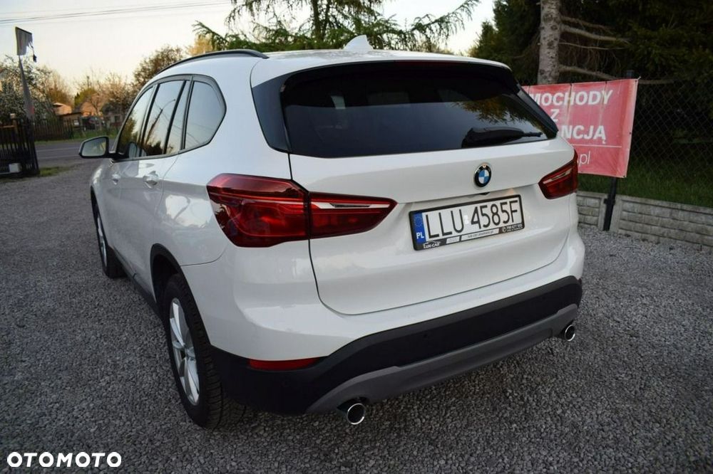 BMW X1 xDrive18d - 3