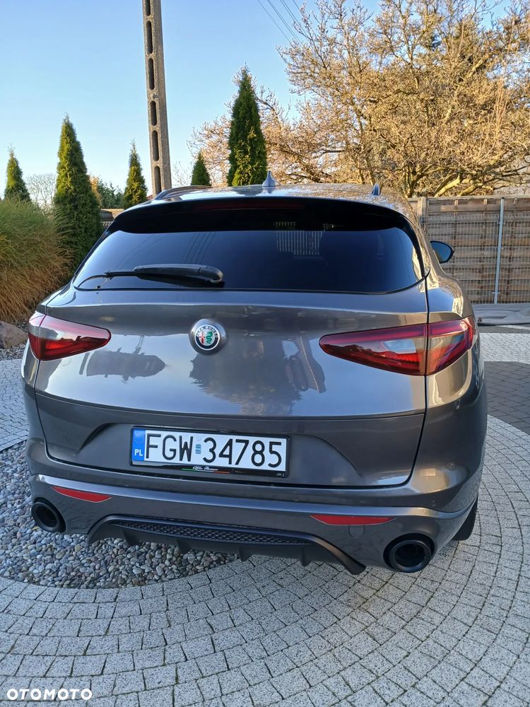 Alfa Romeo Stelvio - 7