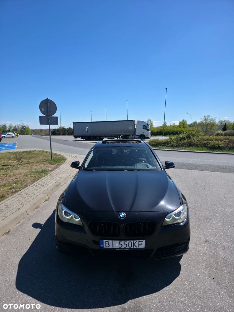 BMW Seria 5 528i xDrive - 2